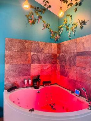 Loveroom 4 étoiles Merveille - MbRoom Var
